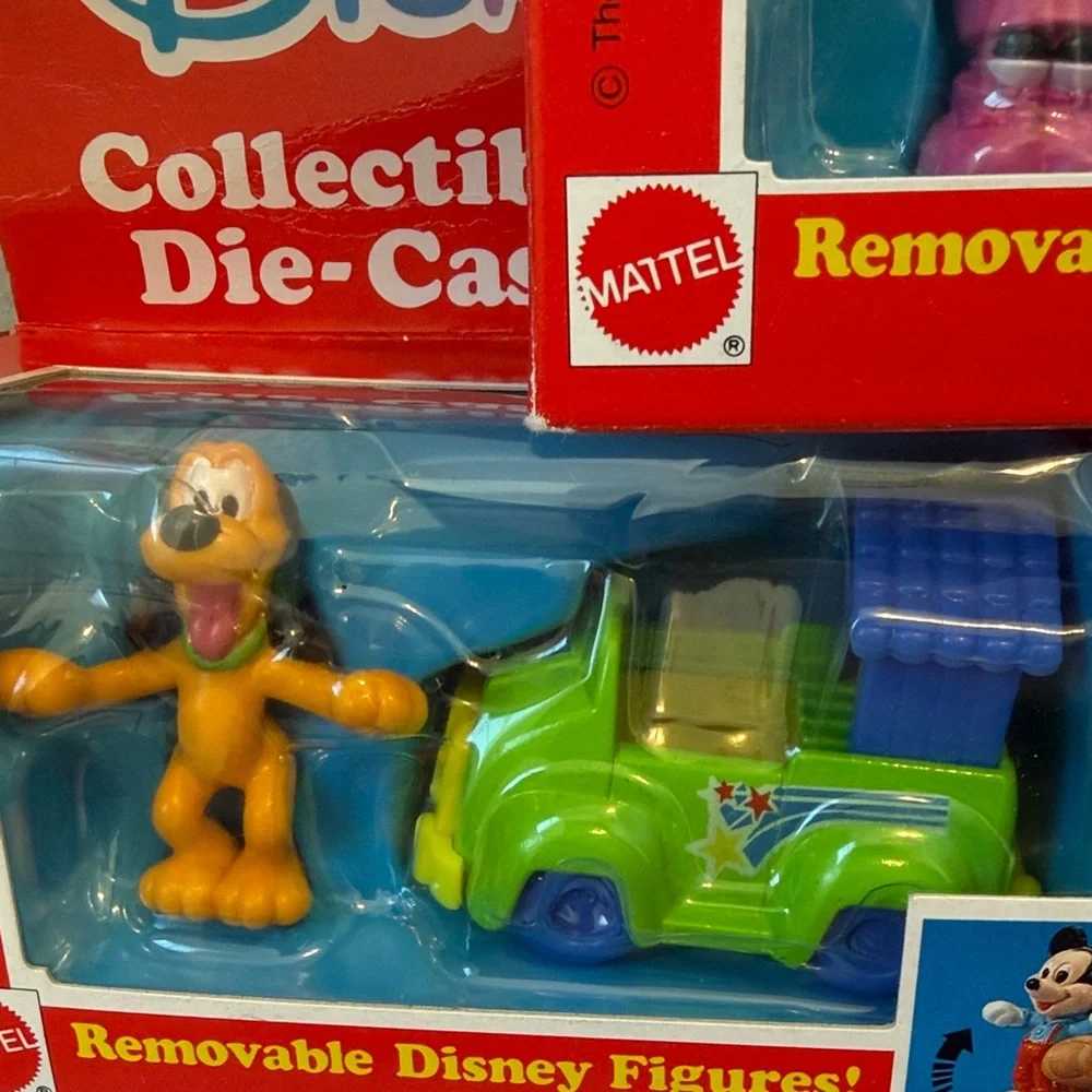 Vintage Disney Die-Cast Toy Cars with Removable Figures - Picture 5 of 9